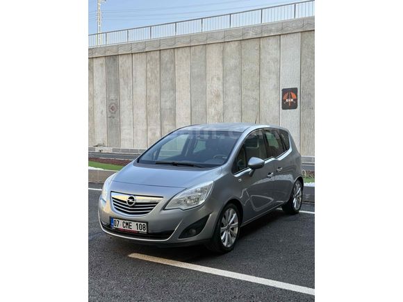 Galeriden Opel Meriva 1.4 T Cosmo 2011 Model Antalya