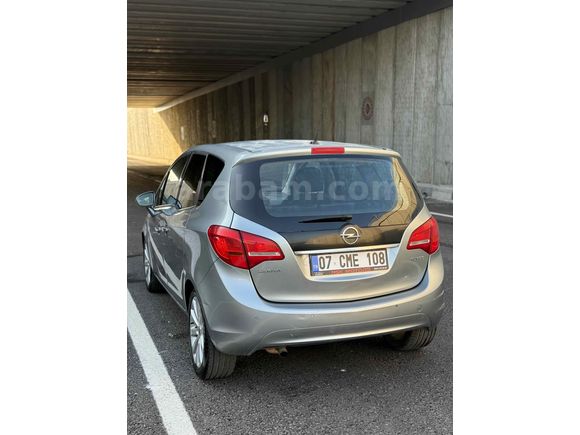 Galeriden Opel Meriva 1.4 T Cosmo 2011 Model Antalya