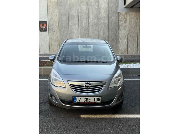 Galeriden Opel Meriva 1.4 T Cosmo 2011 Model Antalya