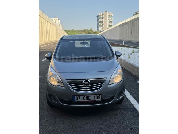 Galeriden Opel Meriva 1.4 T Cosmo 2011 Model Antalya