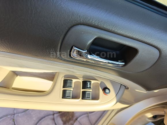 SAHİBİNDEN TEMİZ HONDA