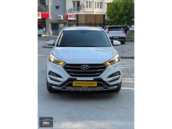 DEMİRLER OTOMOTİVDEN HATASIZ BOYASIZ 111.000KM TUCSON