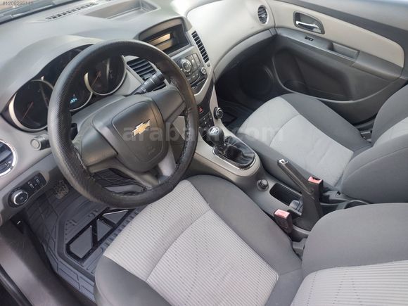 ORJİNAL 108 BİN KİLOMETREDE 2010 MODEL 1.6 LPĞLİ CRUZE ÇOK TEMİZ
