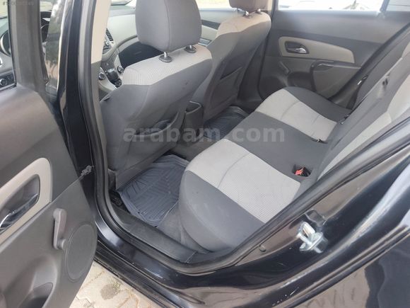 ORJİNAL 108 BİN KİLOMETREDE 2010 MODEL 1.6 LPĞLİ CRUZE ÇOK TEMİZ
