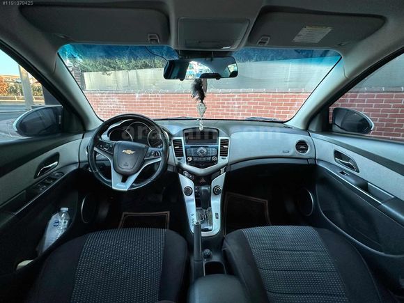 2011 MODEL OTOMATİK VİTES BENZİN LPG Lİ