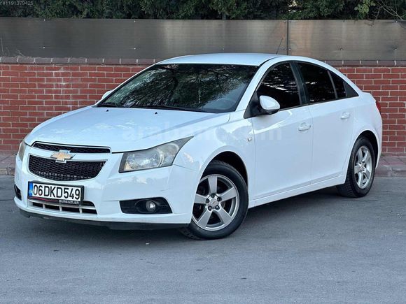 2011 MODEL OTOMATİK VİTES BENZİN LPG Lİ