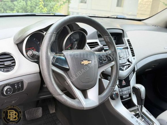 2011-CRUZE-1.6-LS-133BİNDE-OTOMATİK-KKT-12AY