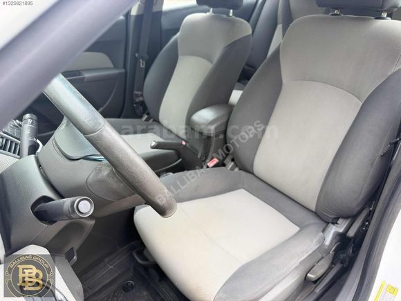 2011-CRUZE-1.6-LS-133BİNDE-OTOMATİK-KKT-12AY