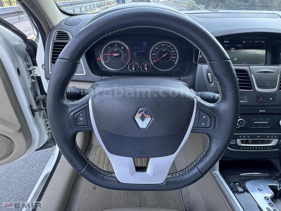 AUTO EMIR'DEN 2014 RENAULT LATITUDE EXECUTİVE CAM TAVANLI VADELİ