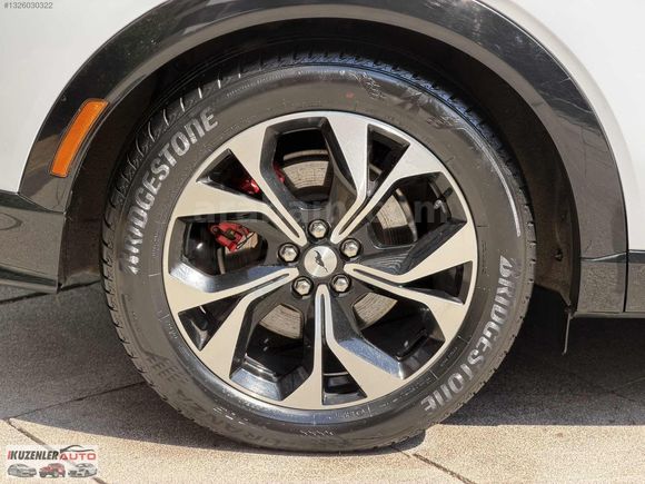 2023 MUSTANG MACH-E 4X4 258 KW 370 HP CAM TAVAN HATASIZ BOYASIZ
