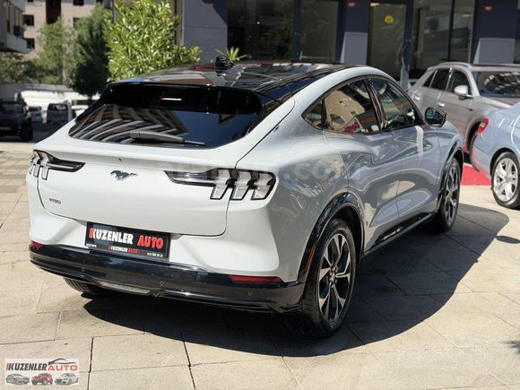 2023 MUSTANG MACH-E 4X4 258 KW 370 HP CAM TAVAN HATASIZ BOYASIZ