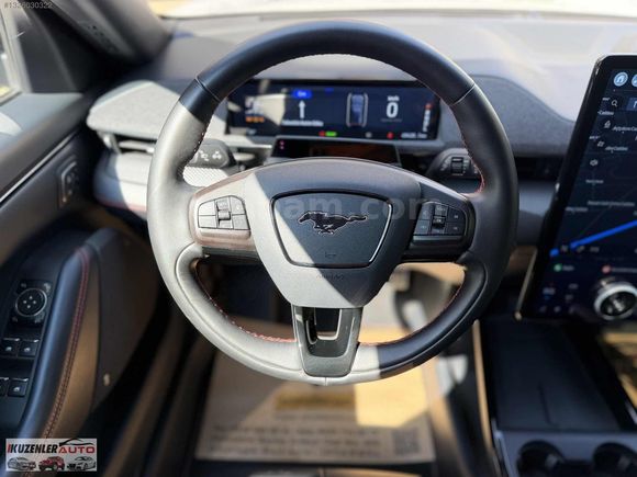 2023 MUSTANG MACH-E 4X4 258 KW 370 HP CAM TAVAN HATASIZ BOYASIZ