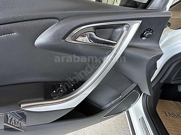 BOYASIZ 2012 OPEL ASTRA 1.4 T COSMO 33 BİN KM'DE OTO.VTS.