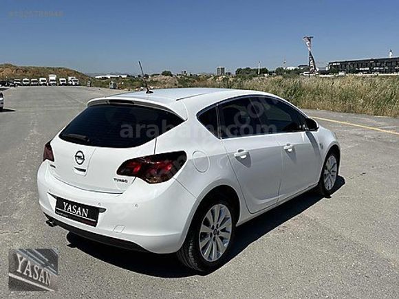 BOYASIZ 2012 OPEL ASTRA 1.4 T COSMO 33 BİN KM'DE OTO.VTS.