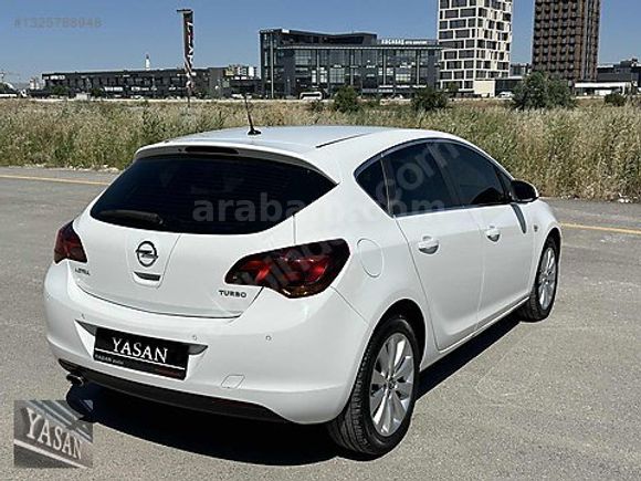 BOYASIZ 2012 OPEL ASTRA 1.4 T COSMO 33 BİN KM'DE OTO.VTS.