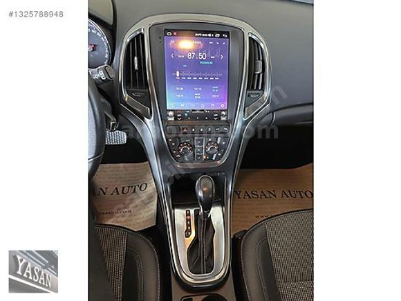 BOYASIZ 2012 OPEL ASTRA 1.4 T COSMO 33 BİN KM'DE OTO.VTS.