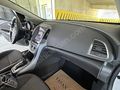 BOYASIZ 2012 OPEL ASTRA 1.4 T COSMO 33 BİN KM'DE OTO.VTS.