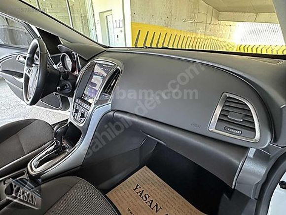 BOYASIZ 2012 OPEL ASTRA 1.4 T COSMO 33 BİN KM'DE OTO.VTS.