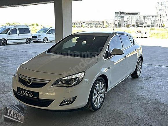 BOYASIZ 2012 OPEL ASTRA 1.4 T COSMO 33 BİN KM'DE OTO.VTS.