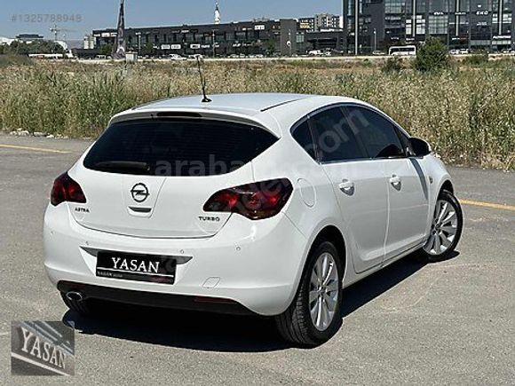 BOYASIZ 2012 OPEL ASTRA 1.4 T COSMO 33 BİN KM'DE OTO.VTS.