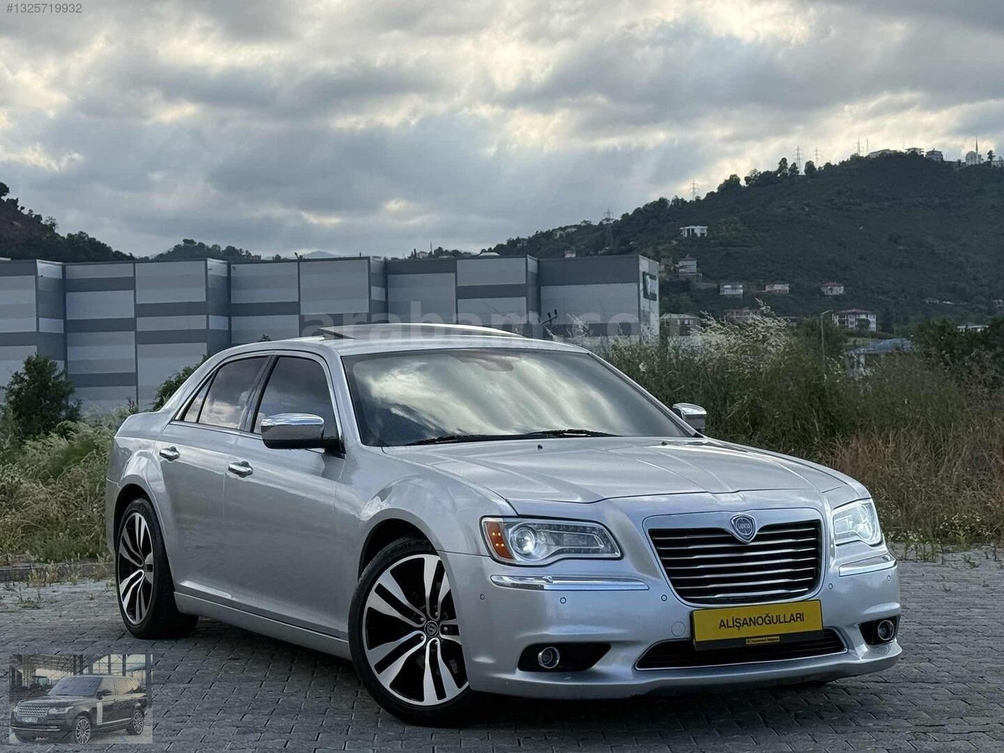 Galeriden Lancia Thema 3.0 CRD 2012 Model Giresun 325.000 km Gri 4