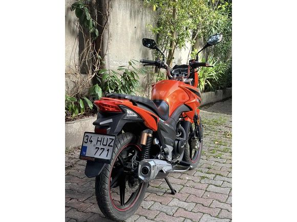 2023 MODEL 6.800 KM BAKIMLI TEMİZ TNT 125