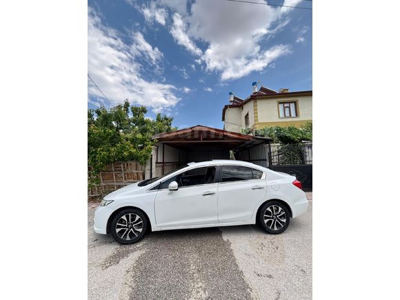 Sahibinden Honda Civic 1.6i VTEC Eco Elegance 2014 Model
