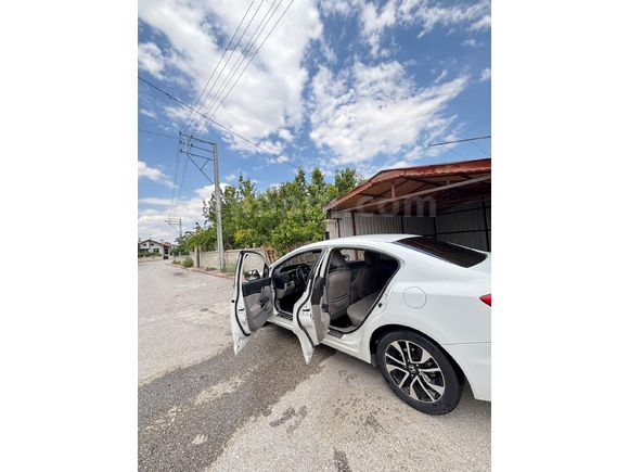 Sahibinden Honda Civic 1.6i VTEC Eco Elegance 2014 Model