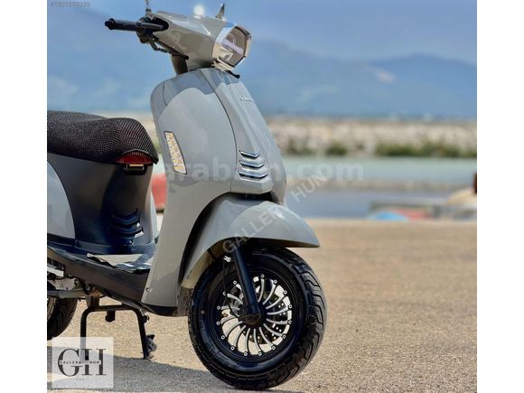 2023 MODEL HATASIZ *2.100KM* NARDO GRİ 80'LİK KUBA BLUEBİRD