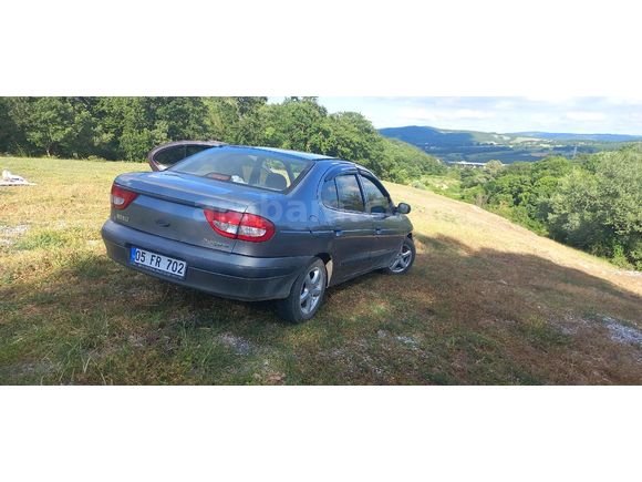 Sahibinden Renault Megane 1.6 RTA 2000 Model