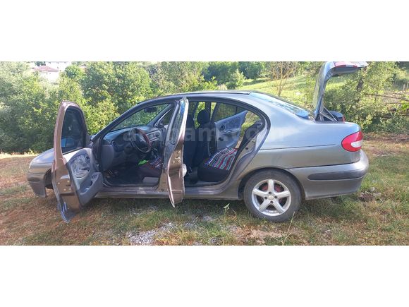 Sahibinden Renault Megane 1.6 RTA 2000 Model