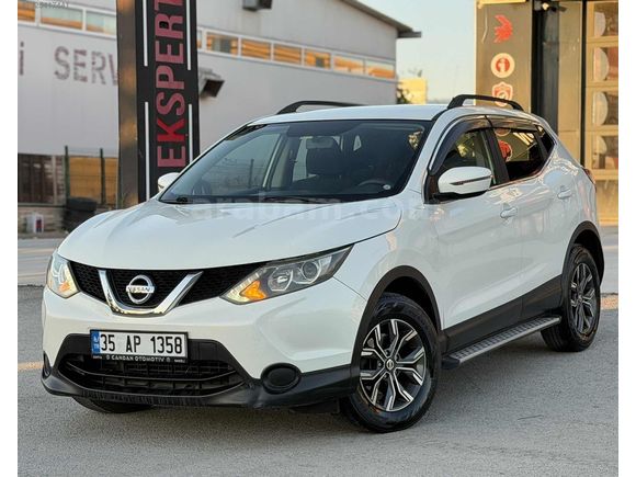 ÖĞÜT OTOMOTİV'DEN NİSSAN QUASHQAİ-1.5DCI-DİZEL- MANUEL-MASRAFSIZ