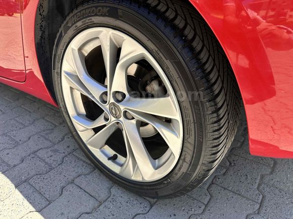 Sahibinden Opel Astra 1.4 T Dynamic 2018 Mart Çıkışlı 68.000 km  LED MATRİX