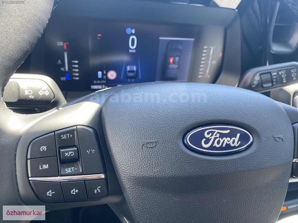 ÖZHAMURKAR-ORJİNAL 2025 FORD COURİER 1.0 ECOBST TİTANİUM % 20KDV