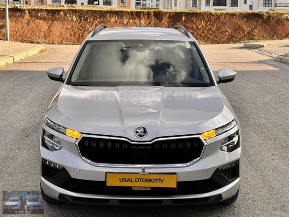 2025 SKODA KAMİQ HATASIZ BOYASIZ YENİ KASA YENİ LOGO YENİ KASA