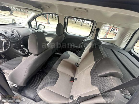 2024 CKS'LI HATASIZ 100HP FORD CORİER 89.000KM TERTEMİZZ