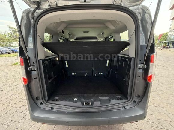 FORD TOURNEO COURİER