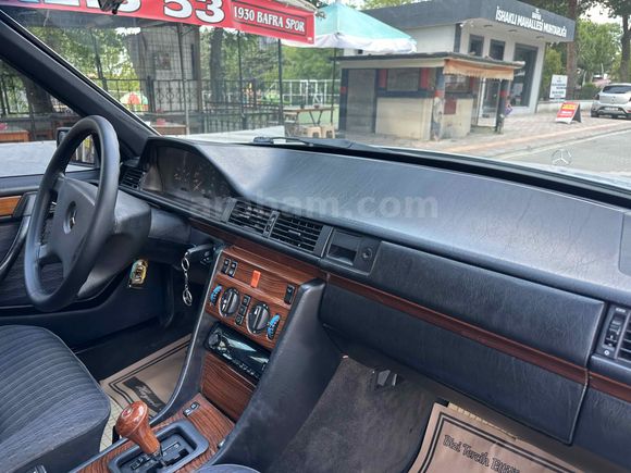 Sahibinden Mercedes - Benz 200 E 1992 Model 