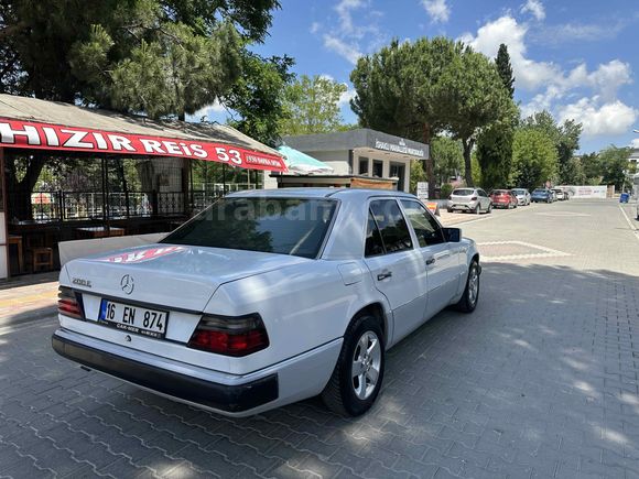 Sahibinden Mercedes - Benz 200 E 1992 Model 