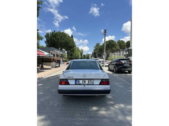 Sahibinden Mercedes - Benz 200 E 1992 Model 