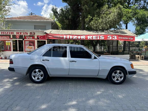 Sahibinden Mercedes - Benz 200 E 1992 Model 