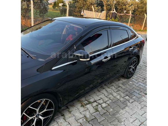 Sahibinden Ford Focus 1.6 TDCi Titanium 2013 Model 