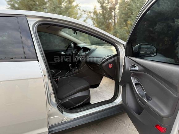 Sahibinden temiz 3.5 Ford Focus 
