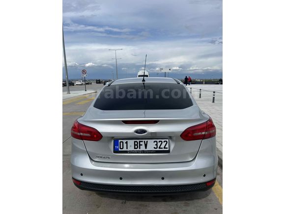 Sahibinden temiz 3.5 Ford Focus 