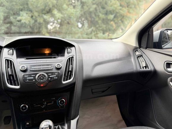 Sahibinden temiz 3.5 Ford Focus 