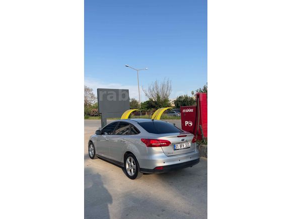 Sahibinden temiz 3.5 Ford Focus 