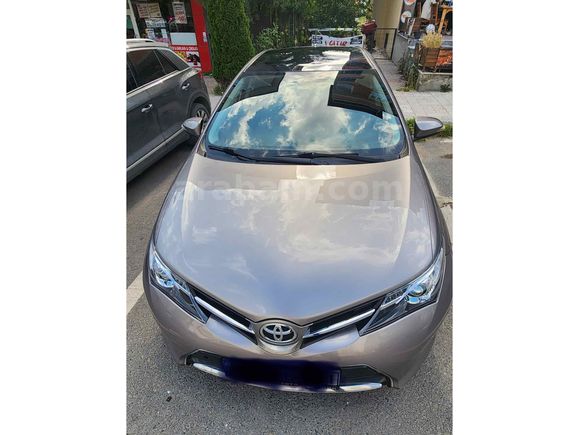 Sahibinden Toyota Auris 1.6 Active Skypack 2013 Model 