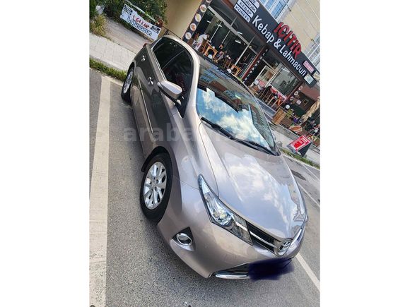 Sahibinden Toyota Auris 1.6 Active Skypack 2013 Model 