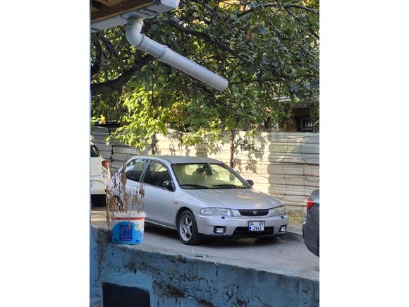 Sahibinden Mazda 323 1.5 Practica 1997 Model
