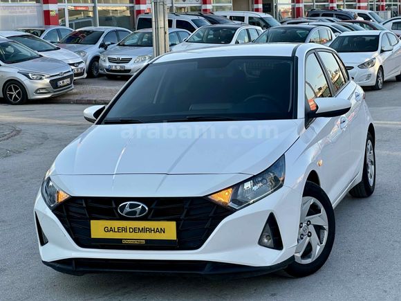2021 MODEL 98 BİN KM DE OTOMATİK VİTES CARPLAY